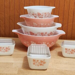 Floral Nesting Mixing Bowls